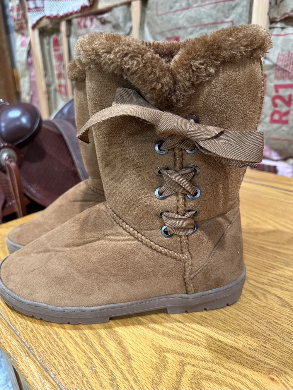 Women's Faux-Suede Brown Faux-Fur Lace-Up Ankle Boots